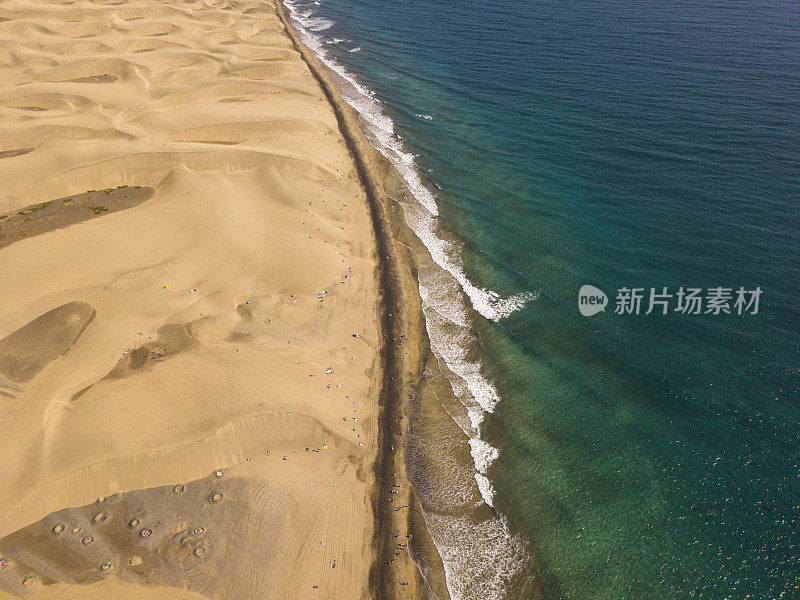 Maspalomas海滩的鸟瞰图，Maspalomas, Playa Del Ingles, Gran Canaria, Spain。